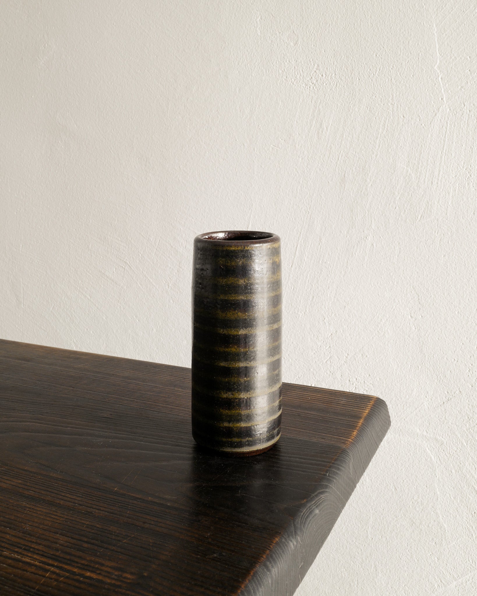 ARTHUR ANDERSSON CYLINDER VASE, 1940s