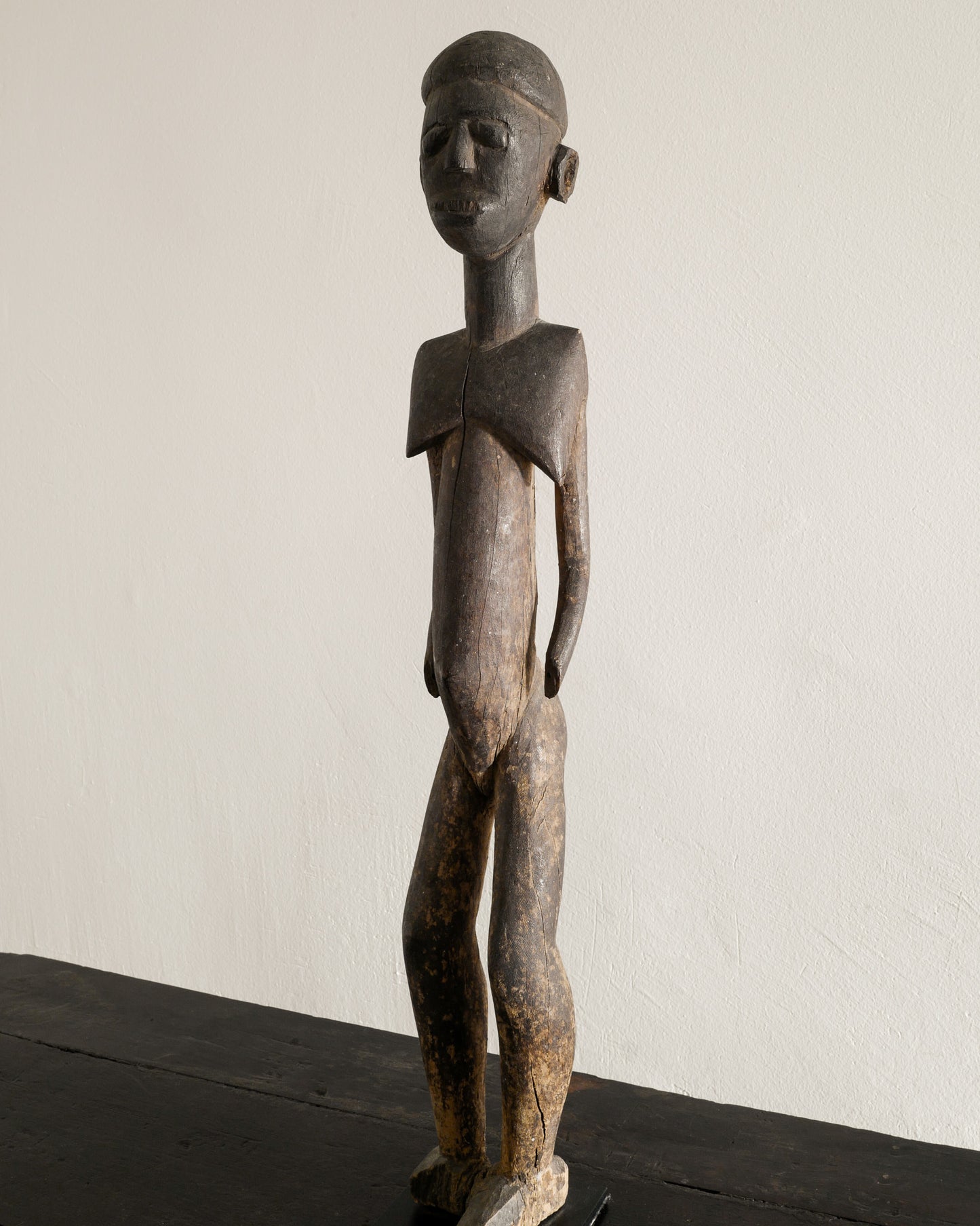 WOODEN LOBI FEMALE FIGURE, BURKINA FASO 1940s