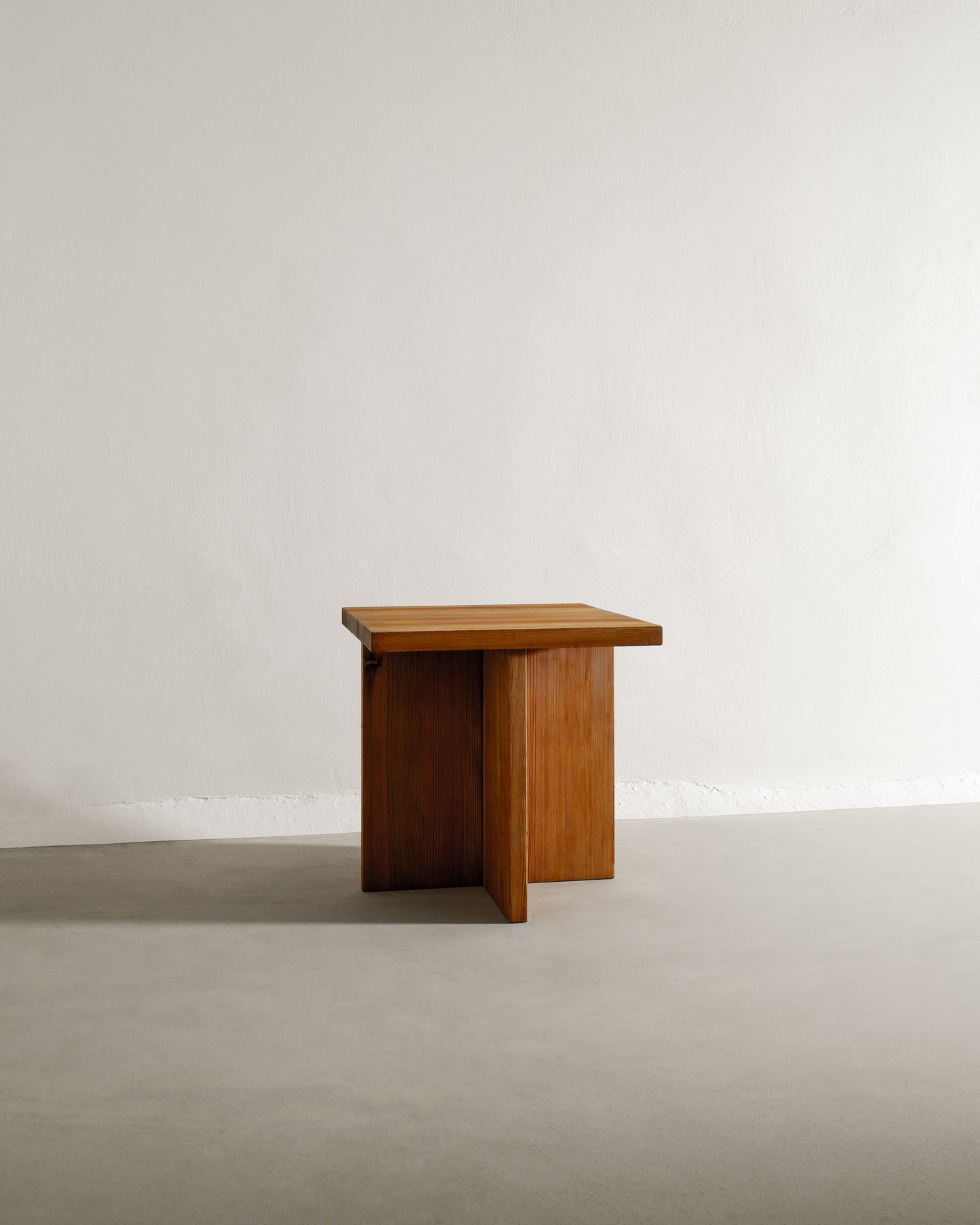 AXEL EINAR HJORTH "LOVÖ" TABLE, 1930s