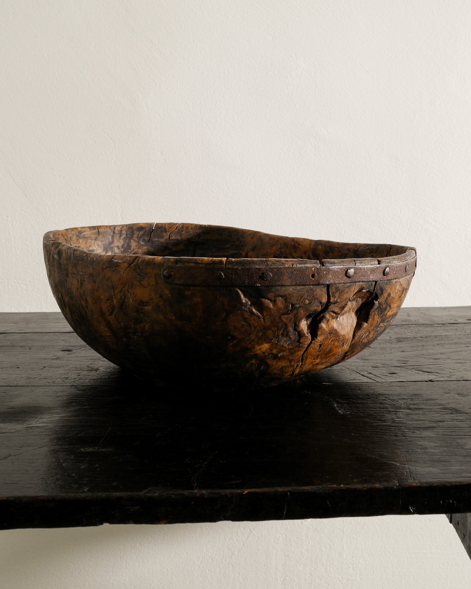 SWEDISH ANTIQUE WOODEN BOWL, 1700s