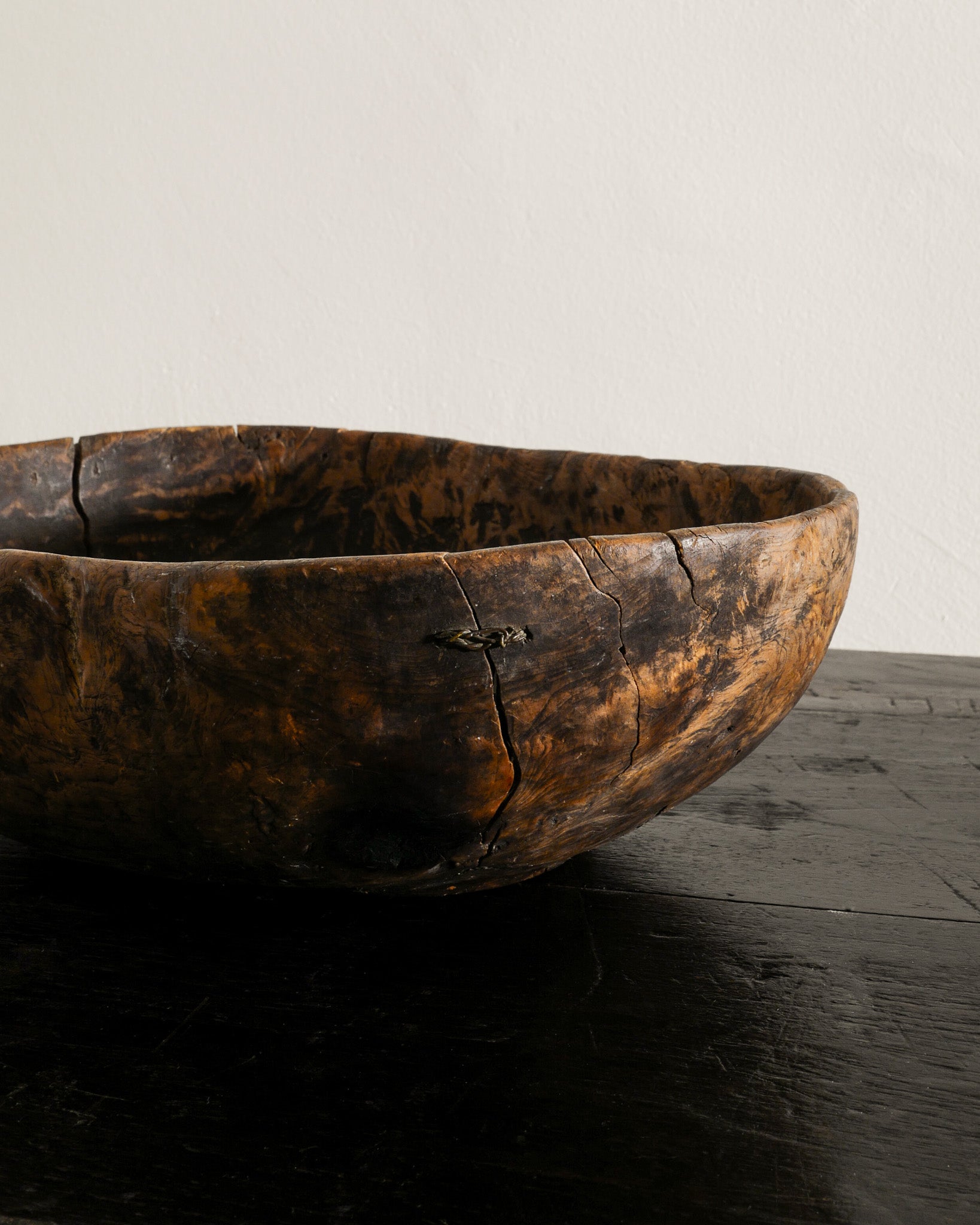 SWEDISH ANTIQUE WOODEN BOWL, 1700s