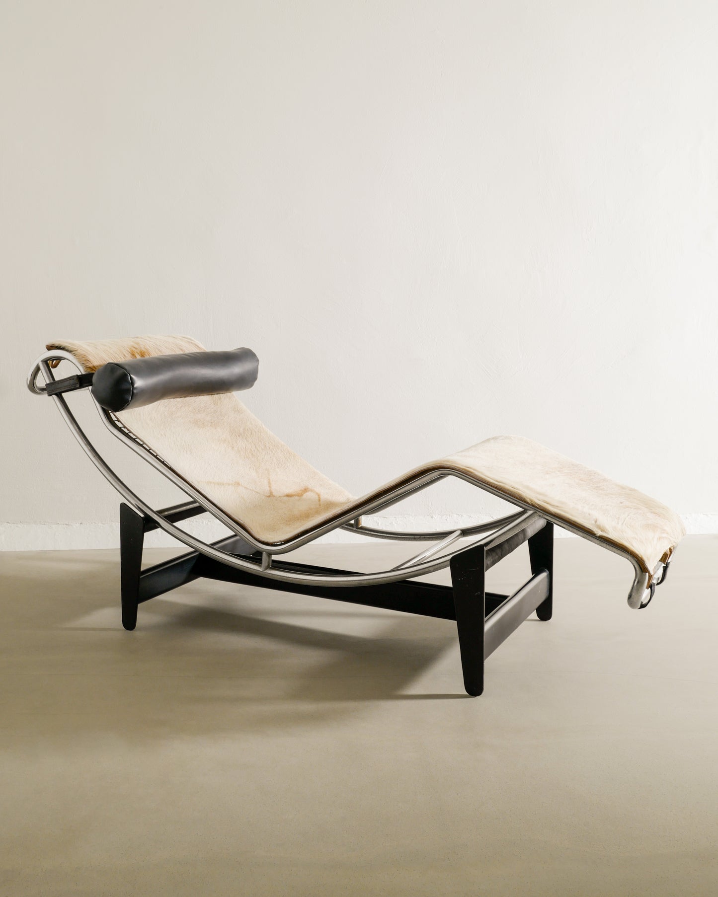 LE CORBUSIER "LC4" CHAISE, 1960s