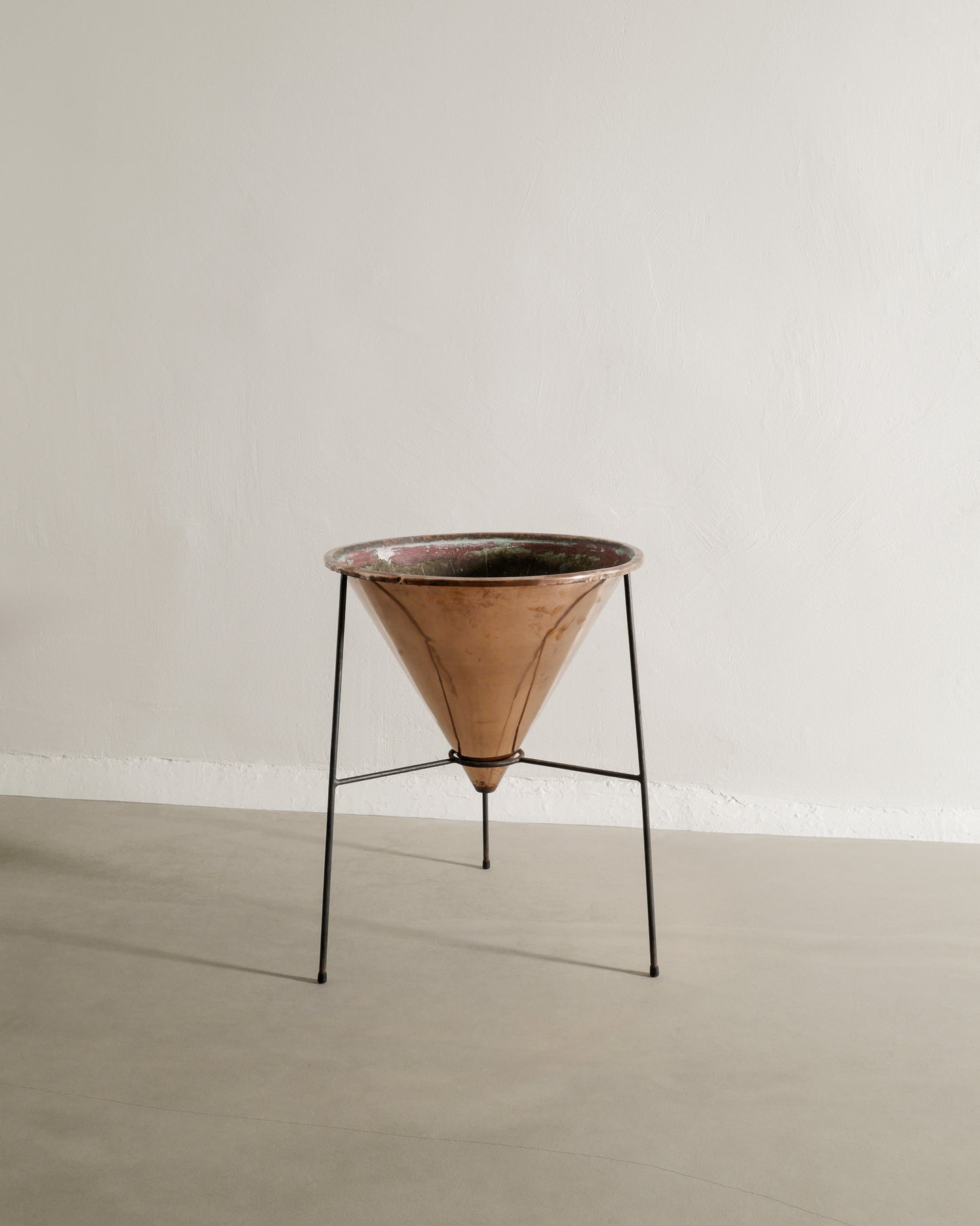 HANS-AGNE JAKOBSSON TRIPOD PLANTER, 1950s