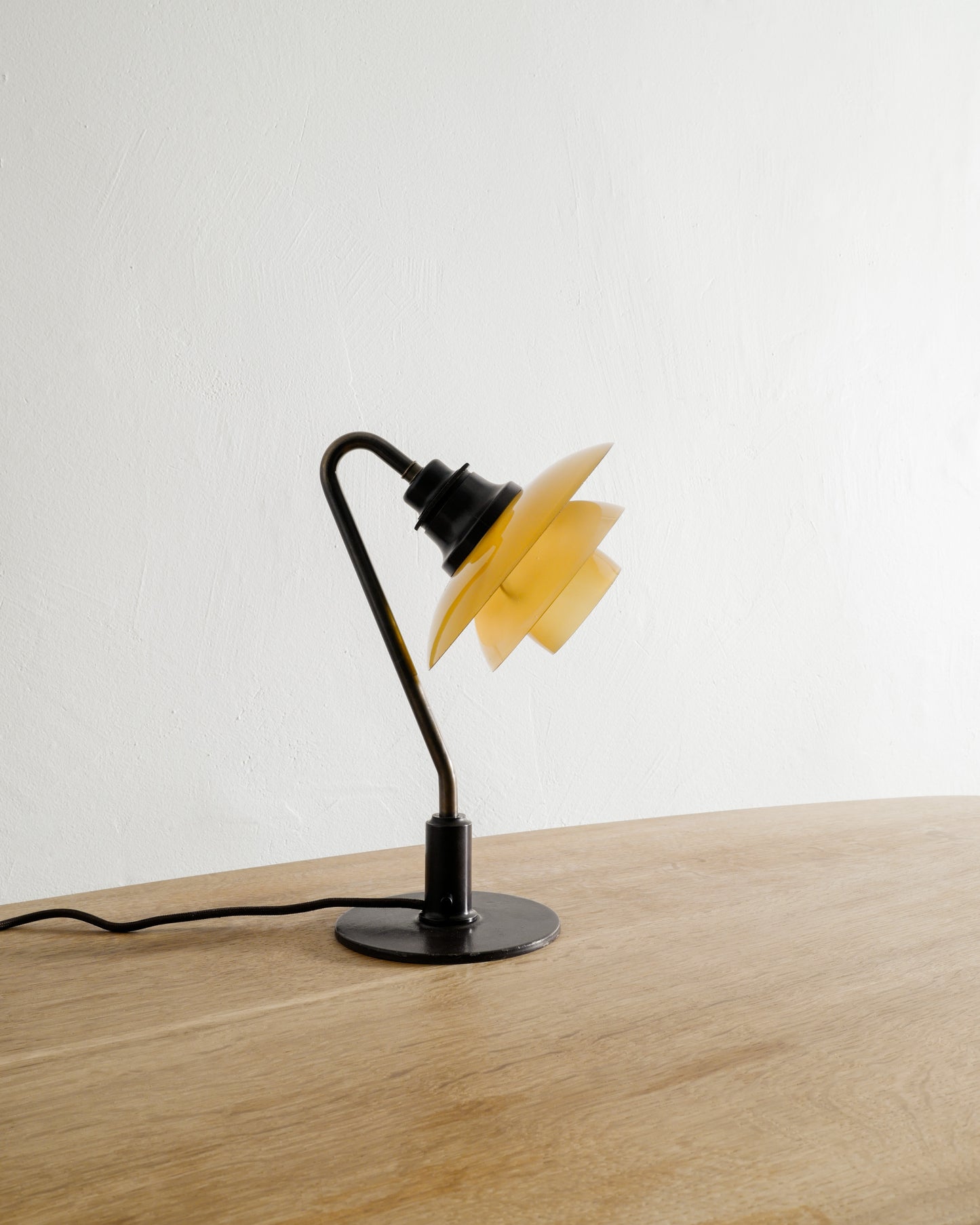 POUL HENNINGSEN "PH 2/2" TABLE LAMP, 1930s