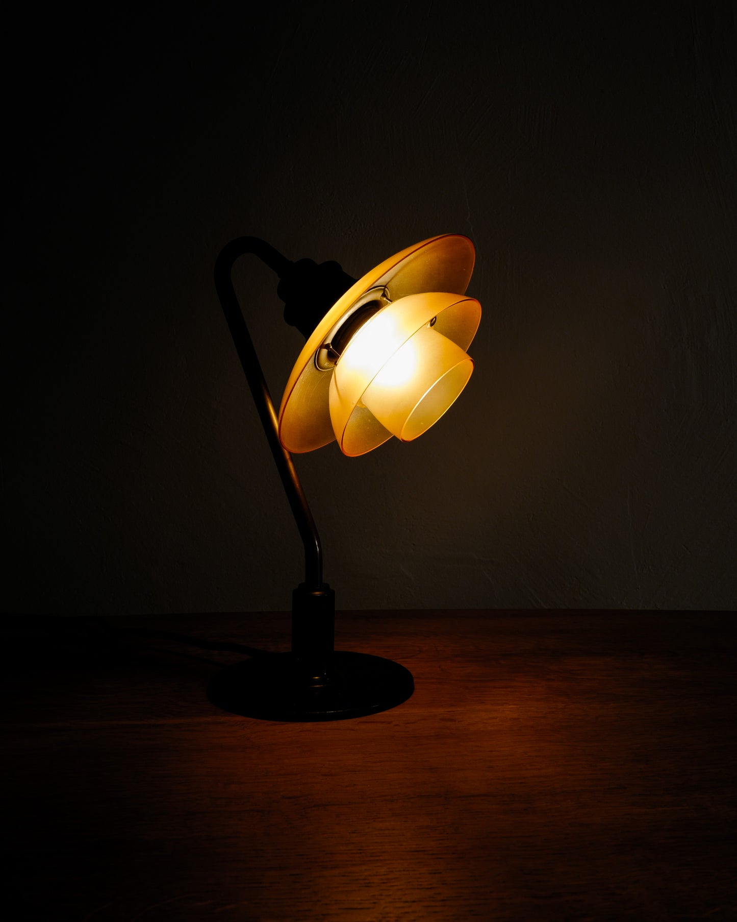 POUL HENNINGSEN "PH 2/2" TABLE LAMP, 1930s