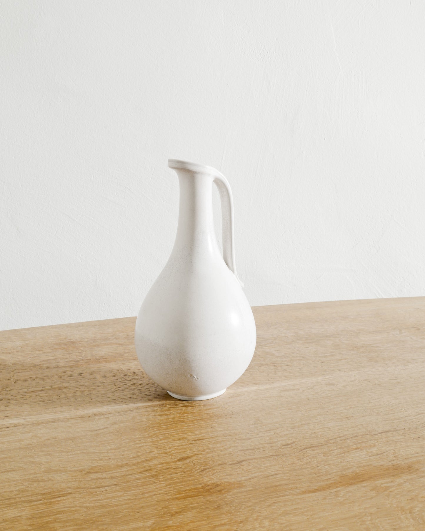 GUNNAR NYLUND WHITE CERAMIC PITCHER, 1950s